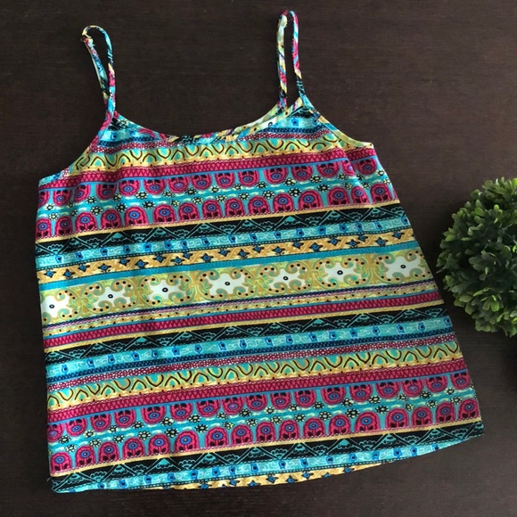 Tribal Top - Picture 4 of 5